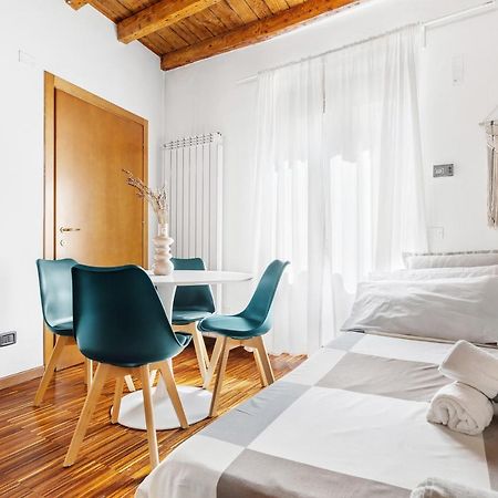 Charming Loft Duomo - Porta Romana Milan Bagian luar foto